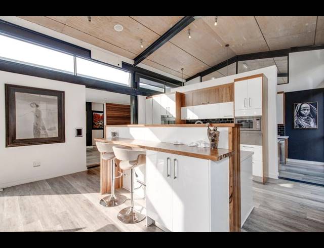 5 BEDROOM PROPERTY TO RENT IN HELDERFONTEIN ESTATE